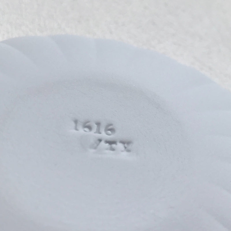 TY Palace Plate Gray Gift Box