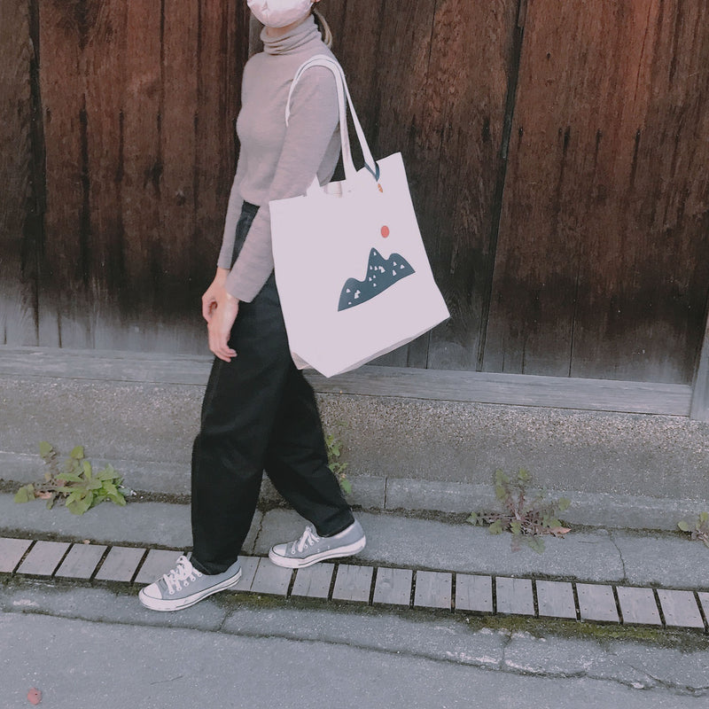 稲荷山トートバッグ L